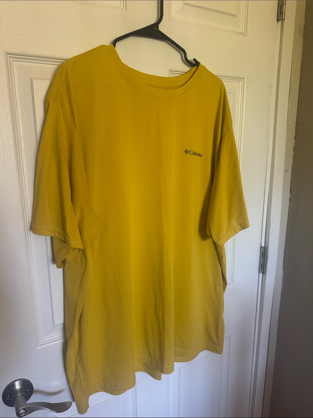 Columbia Men's Mustard Yellow Short-Sleeve Performance Tee